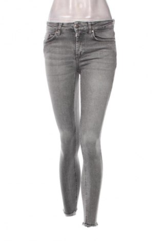 Damskie jeansy ONLY, Rozmiar S, Kolor Szary, Cena 111,99 zł