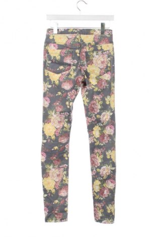 Damskie jeansy ONLY, Rozmiar S, Kolor Kolorowy, Cena 45,99 zł