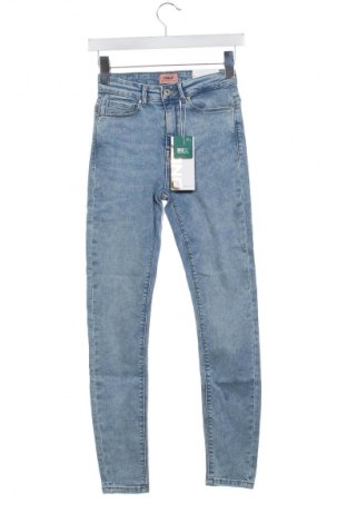 Damskie jeansy ONLY, Rozmiar XS, Kolor Niebieski, Cena 252,99 zł