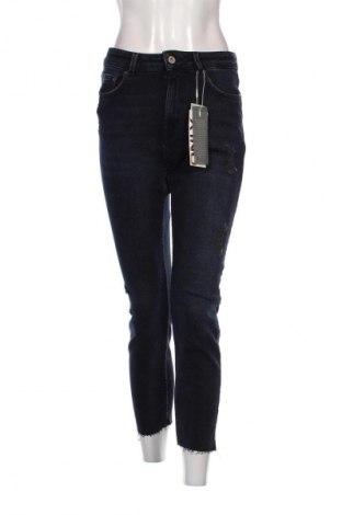 Blugi de femei ONLY, Mărime M, Culoare Albastru, Preț 261,99 Lei
