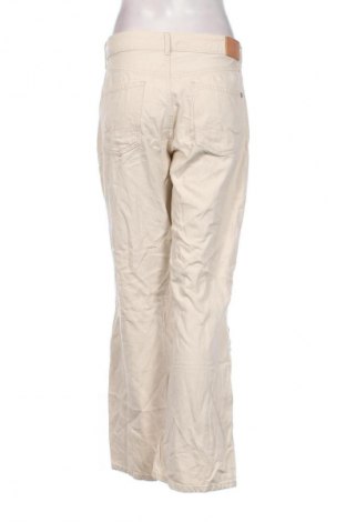 Blugi de femei Pepe Jeans, Mărime M, Culoare Bej, Preț 254,99 Lei