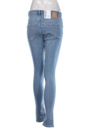 Blugi de femei Pieces, Mărime M, Culoare Albastru, Preț 261,99 Lei