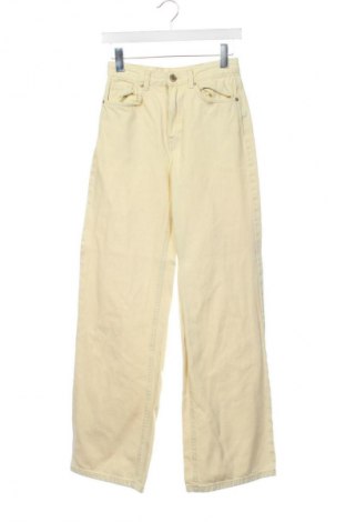 Dámské džíny  Pull&Bear, Velikost XS, Barva Žlutá, Cena  359,00 Kč