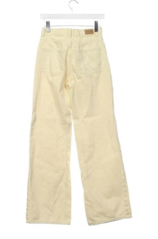 Dámské džíny  Pull&Bear, Velikost XS, Barva Žlutá, Cena  359,00 Kč