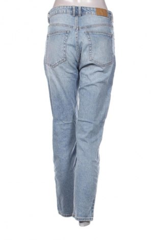 Γυναικείο Τζίν Pull&Bear, Μέγεθος M, Χρώμα Μπλέ, Τιμή 18,99 €
