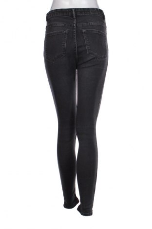 Damen Jeans Reserved, Größe S, Farbe Schwarz, Preis 15,00 €