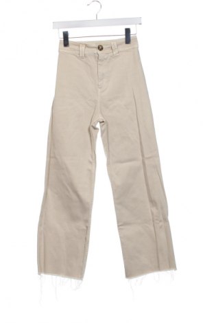 Damskie jeansy Stradivarius, Rozmiar XXS, Kolor Beżowy, Cena 55,50 zł