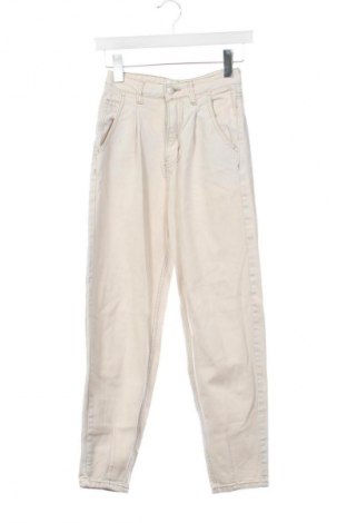 Damskie jeansy Stradivarius, Rozmiar XXS, Kolor ecru, Cena 42,99 zł