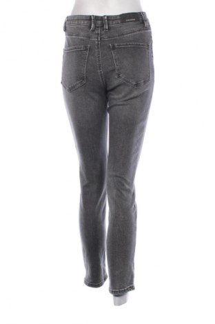 Damen Jeans Stradivarius, Größe M, Farbe Grau, Preis € 14,83
