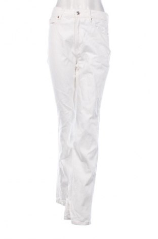 Damen Jeans Stradivarius, Größe M, Farbe Weiß, Preis € 14,83