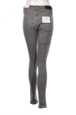 Női farmernadrág Tommy Hilfiger, Méret S, Szín Szürke, Ár 54 869 Ft