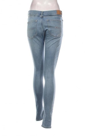 Damskie jeansy Tommy Jeans, Rozmiar S, Kolor Niebieski, Cena 564,99 zł
