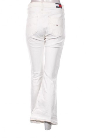 Γυναικείο Τζίν Tommy Jeans, Μέγεθος M, Χρώμα Λευκό, Τιμή 112,99 €