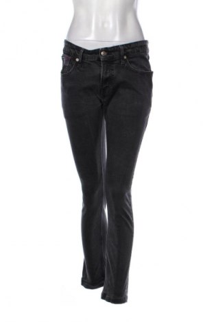 Damen Jeans Tommy Jeans, Größe L, Farbe Schwarz, Preis 38,36 €