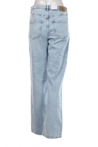 Дамски дънки Vero Moda, Размер M, Цвят Син, Цена 77,99 лв.
