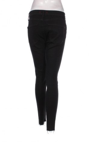 Damskie jeansy Zara, Rozmiar M, Kolor Czarny, Cena 34,99 zł