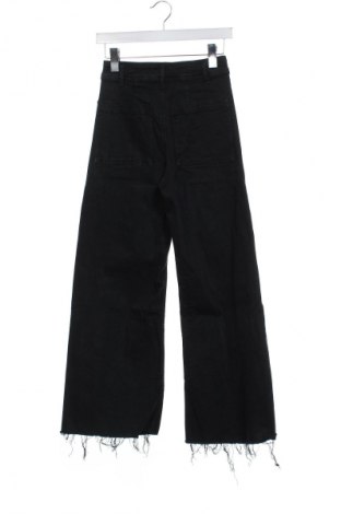 Дамски дънки Zara, Размер XS, Цвят Черен, Цена 40,00 лв.