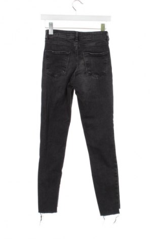 Damskie jeansy Zara, Rozmiar XS, Kolor Czarny, Cena 62,07 zł