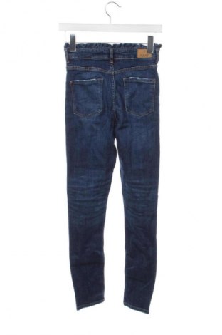Γυναικείο Τζίν Zara, Μέγεθος XS, Χρώμα Μπλέ, Τιμή 17,99 €
