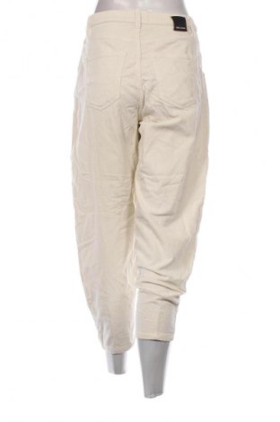 Γυναικείο κοτλέ παντελόνι BSB Jeans, Μέγεθος S, Χρώμα Εκρού, Τιμή 16,99 €