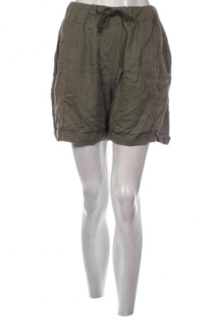 Damen Shorts Akropol, Größe L, Farbe Grün, Preis € 9,72