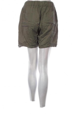Damen Shorts Akropol, Größe L, Farbe Grün, Preis € 9,72