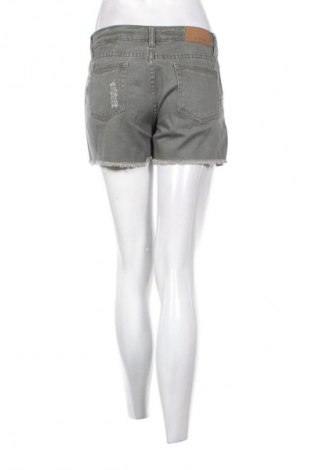 Pantaloni scurți de femei Amisu, Mărime S, Culoare Verde, Preț 95,00 Lei