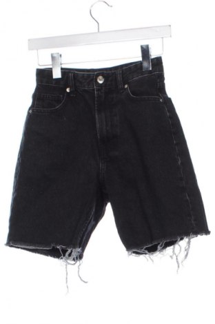 Damen Shorts Bershka, Größe XS, Farbe Schwarz, Preis 13,99 €