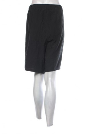 Damen Shorts Bpc Bonprix Collection, Größe 4XL, Farbe Schwarz, Preis 13,99 €