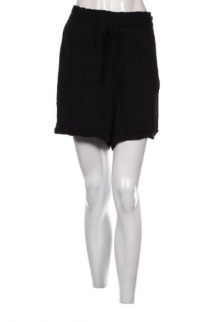 Pantaloni scurți de femei C&A, Mărime XL, Culoare Negru, Preț 64,99 Lei