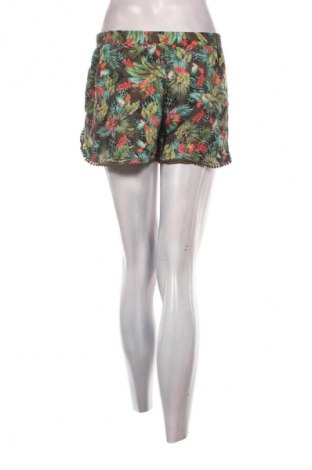 Pantaloni scurți de femei Calzedonia, Mărime S, Culoare Multicolor, Preț 115,99 Lei