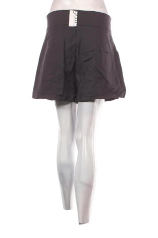 Damen Shorts Cherri, Größe M, Farbe Grau, Preis 13,99 €