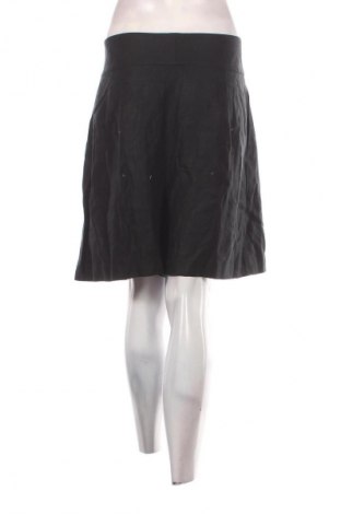 Damen Shorts Club Monaco, Größe L, Farbe Schwarz, Preis € 33,99