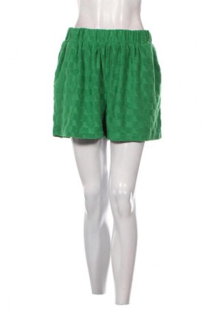 Dámske kraťasy  Daphnea, Veľkosť L, Farba Zelená, Cena  19,95 €
