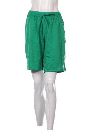 Дамски къс панталон Decathlon, Размер XXL, Цвят Зелен, Цена 19,99 лв.