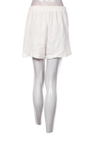 Pantaloni scurți de femei Fashion, Mărime XL, Culoare Alb, Preț 115,99 Lei