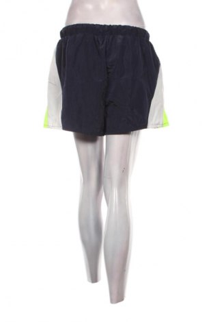 Damskie szorty Fashion nova, Rozmiar L, Kolor Kolorowy, Cena 62,99 zł