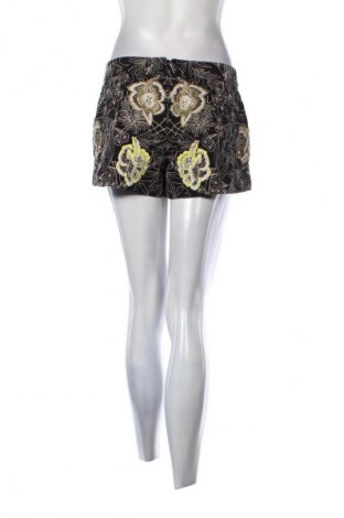 Damskie szorty French Connection, Rozmiar M, Kolor Kolorowy, Cena 85,99 zł