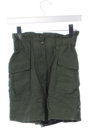 Γυναικείο κοντό παντελόνι H&M, Μέγεθος XS, Χρώμα Πράσινο, Τιμή 12,99 €
