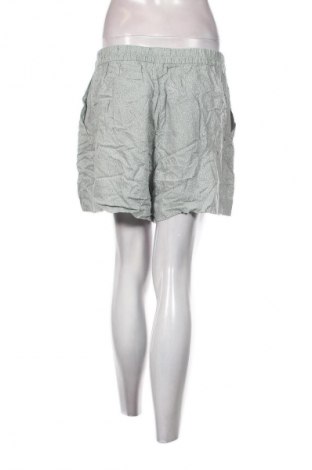 Дамски къс панталон H&M, Размер L, Цвят Многоцветен, Цена 19,99 лв.