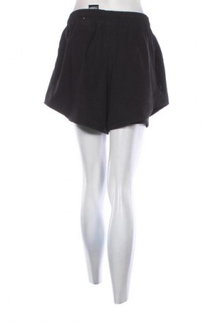 Pantaloni scurți de femei H&M, Mărime L, Culoare Negru, Preț 64,99 Lei