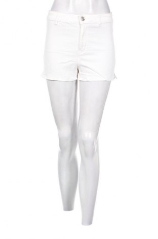 Női rövidnadrág H&M Divided, Méret M, Szín Fehér, Ár 2 429 Ft
