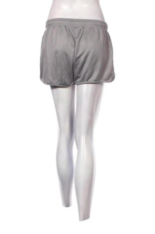 Dámské kraťasy  H&M Sport, Velikost M, Barva Šedá, Cena  309,00 Kč