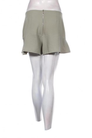 Damen Shorts LFT, Größe M, Farbe Grün, Preis 9,72 €