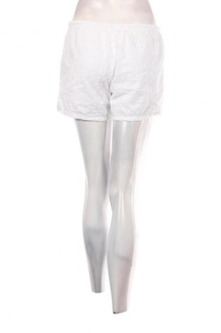 Pantaloni scurți de femei Melville, Mărime S, Culoare Alb, Preț 64,99 Lei