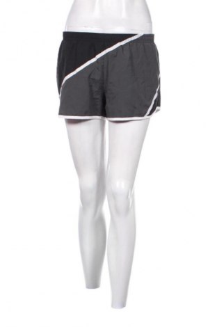 Dámske kraťasy  Nike, Veľkosť L, Farba Viacfarebná, Cena  10,95 €