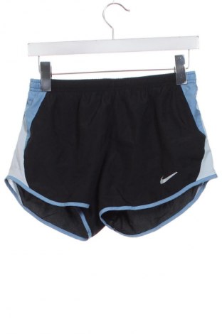Дамски къс панталон Nike, Размер XS, Цвят Многоцветен, Цена 34,99 лв.