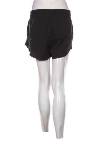 Damen Shorts PUMA, Größe XL, Farbe Mehrfarbig, Preis 23,99 €