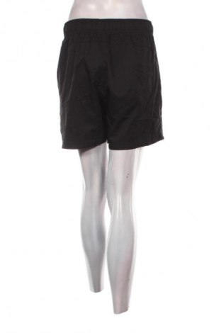 Pantaloni scurți de femei PUMA, Mărime M, Culoare Negru, Preț 115,99 Lei
