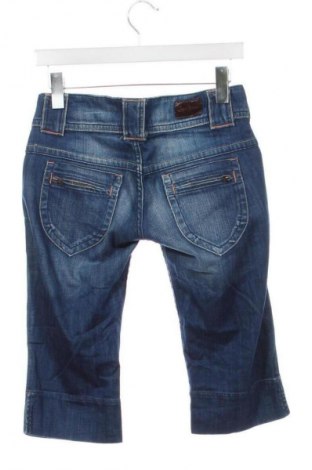 Дамски къс панталон Pepe Jeans, Размер M, Цвят Син, Цена 48,99 лв.